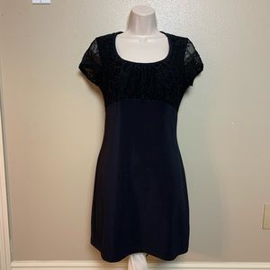 Women’s cocktail/party dress